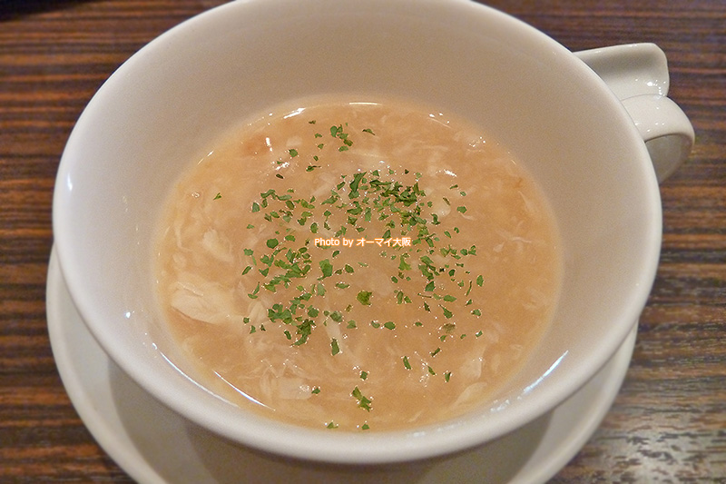 中華料理「迎日楽」の玉子スープです。ランチメニューにスープがあると、ホッとします。