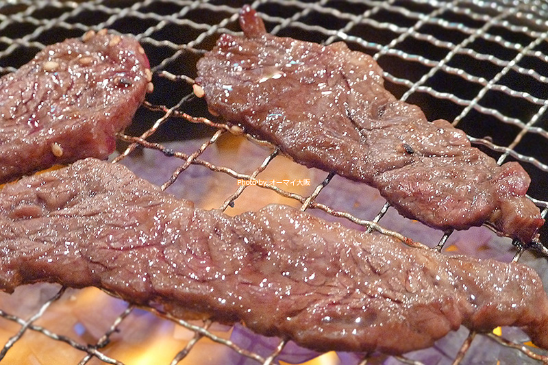 焼肉「伊万里屋」の850円のランチです。焼肉はやっぱり網焼きが最高です。