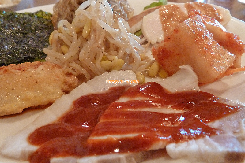 韓国料理店「S-color（スカラ）」のランチはボリューム満点です。