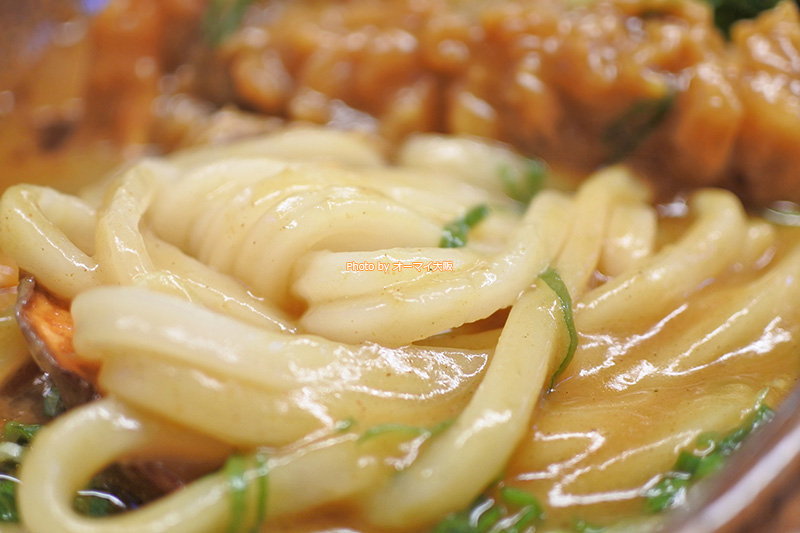 うどんの名店「大和」の麺はモチモチです。