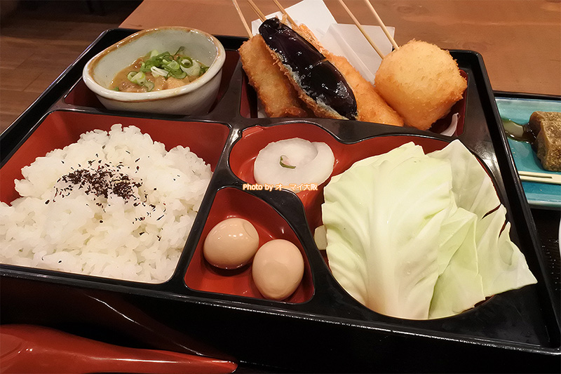 串揚げ「ぎふや本家」の人気ランチ「ぎふや御膳」をお願いしました。