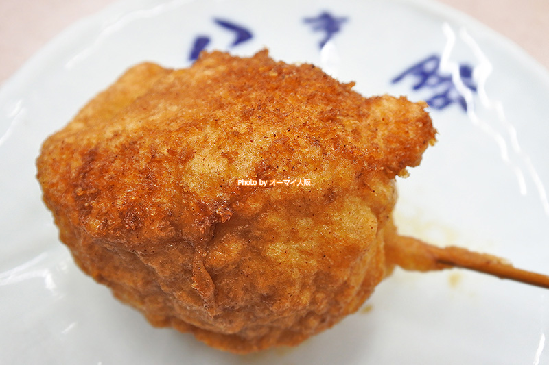 タマゴの串揚げは1本100円。串カツの名店「八重勝」で女性に人気のメニューです。