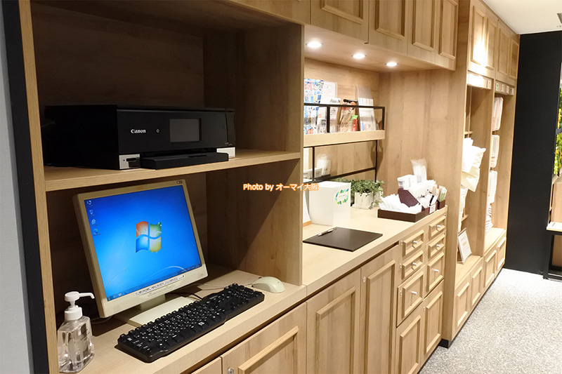 ビジネスホテル「スーパーホテル梅田肥後橋」のアメニティのコーナーです。