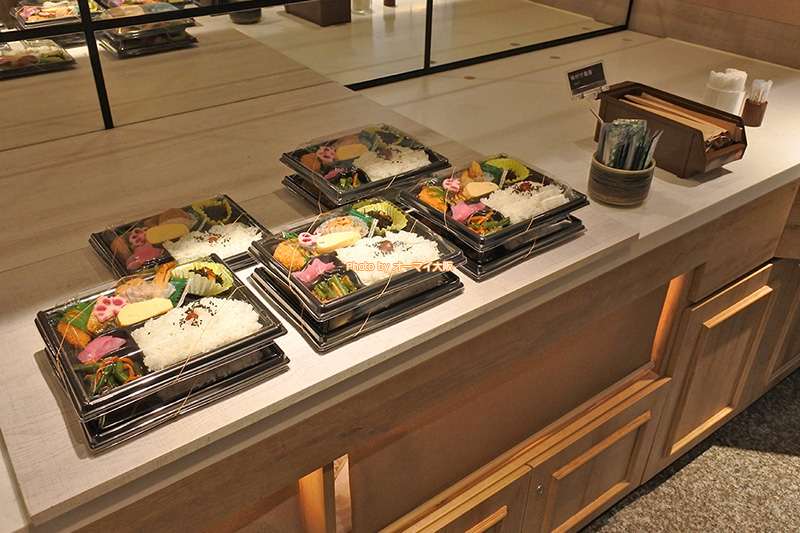 新型コロナウイルスの影響で「スーパーホテル梅田肥後橋」の朝食が弁当に変更されました。