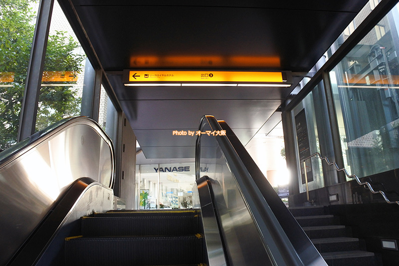 京阪の名前が示すように、京都と大阪を観光する場合は、京阪の中之島駅からリーガロイヤルホテル大阪へアクセスすると便利です。
