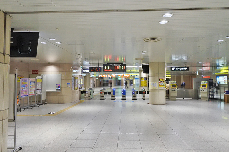 ビジネスホテル「相鉄フレッサイン 大阪心斎橋」からUSJへ移動する場合はJRを使います。