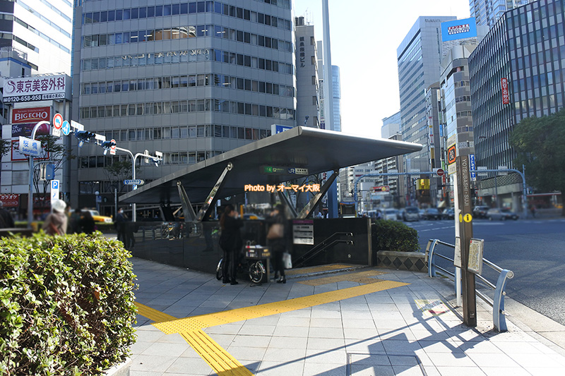 実は「ホテルエルセラーン大阪」の最寄り駅はJR北新地駅です。
