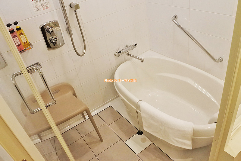 プラシードダブルのバスルームは洗い場付きのセパレートです。