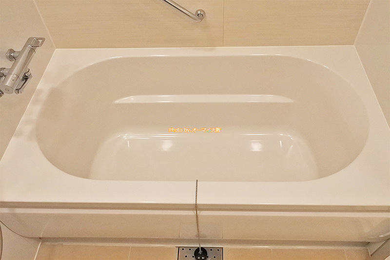 バスタブが広く、脚を伸ばしてリラックスできるところも「パークフロントホテル」の風呂の大きな魅力です。