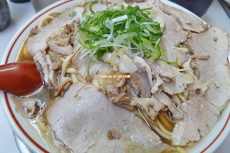ラーメン「ゆうらい」が誇る超人気のチャーシューメンです。