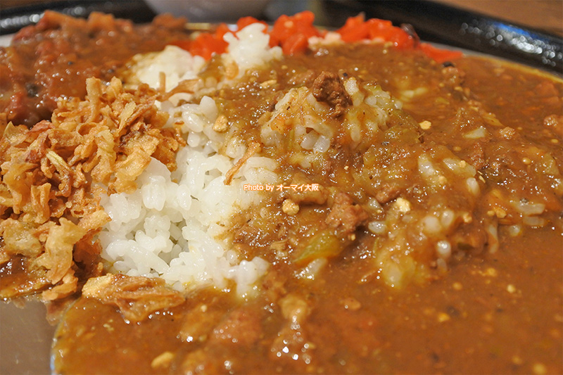 カレー食堂「マッハ」が誇るオリジナルのキーマカレーです。