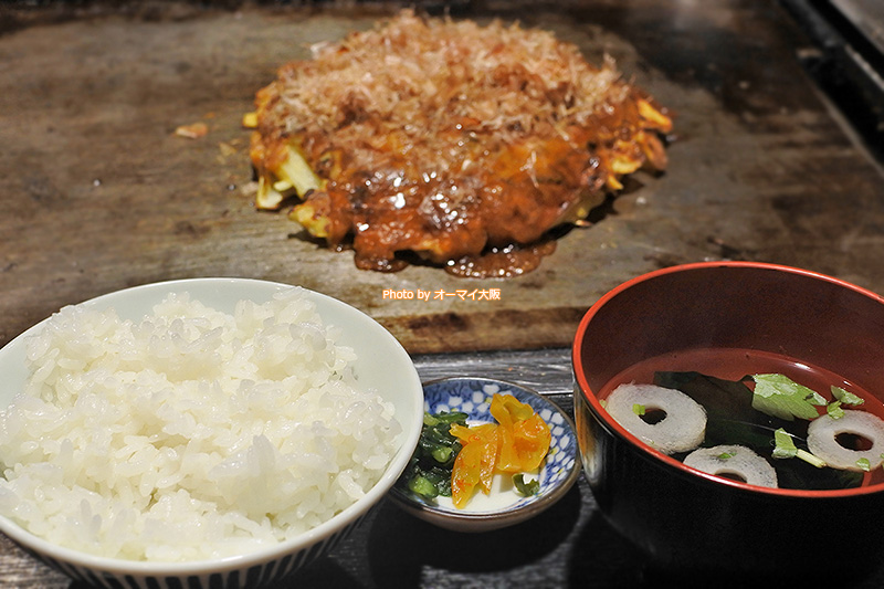 ランチタイムはうれしい定食付き。はじめて「味乃家」のランチタイムに間に合いました。