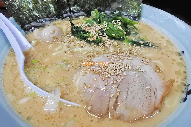 2日連続「魂心家の日」。1日目は塩豚骨ラーメンを注文しました。