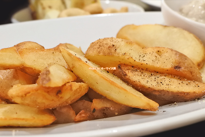 何度も注文している「俺のフレンチ・イタリアン」は絶品のアンチョビマヨネーズで食べるポテトフライです。