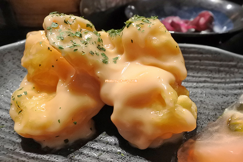 中華居酒屋「黒門 轍」ではじめて食べるエビマヨです。