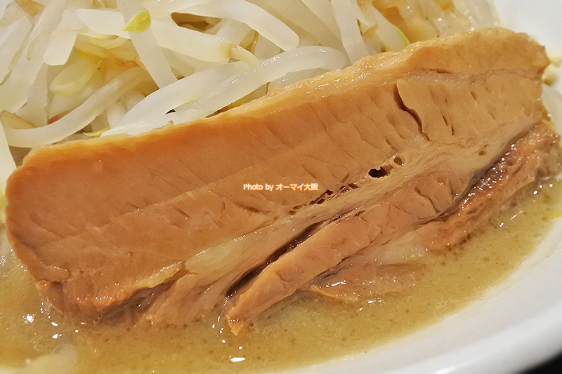 麺もトッピングもすばらしくおいしい「福はら」の二郎系ラーメンです。