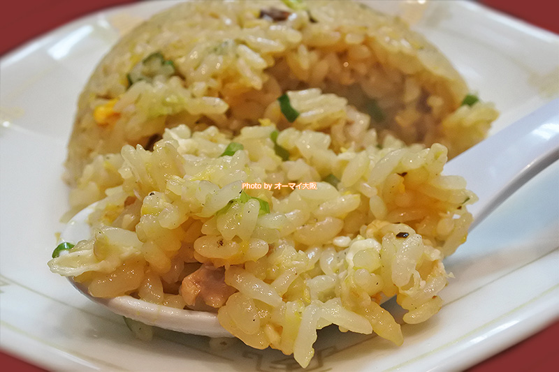 女性を中心に「総大醤」のチャーハンが大人気です。