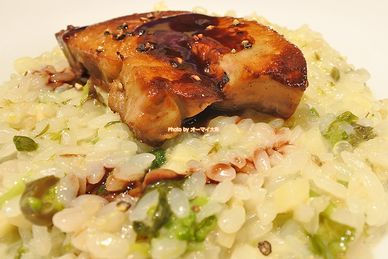 春野菜のうま味がしみ込んだライスは絶品。リゾット好きなら「フォアグラをのせた春野菜のリゾット」をぜひ食べておきましょう。