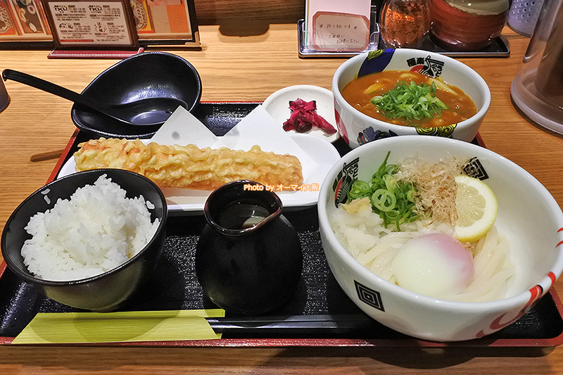 ボリューム満点の「ルクア定食」は「極楽うどん TKU ルクア大阪店」だけのオリジナルメニューです。